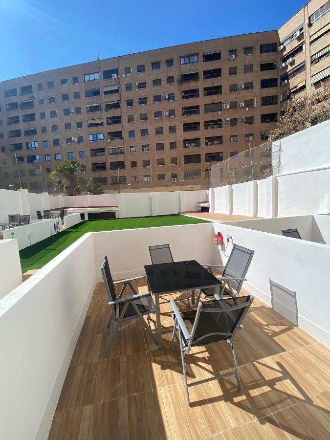 فالنسيا Travel Habitat Ave Sorolla Suites المظهر الخارجي الصورة